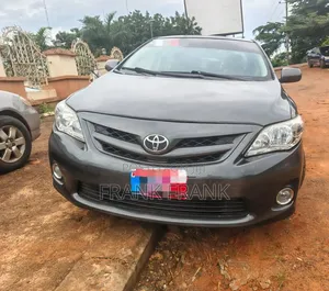 Toyota Corolla 2012 Gray