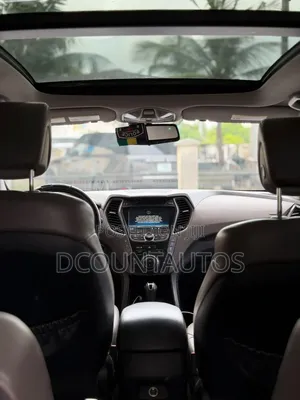 Hyundai Santa Fe Limited 4dr SUV AWD w/Saddle Interior (3.3L 6cyl 6A)