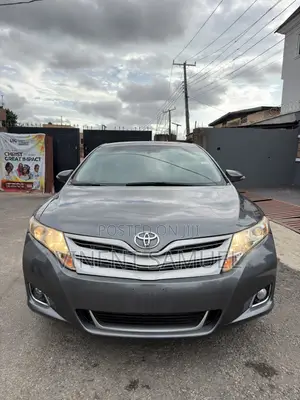 Toyota Venza XLE 2013 Gray