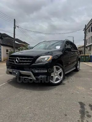 Mercedes-Benz M Class ML350 4MATIC 4dr SUV AWD (3.5L 6cyl 7A) 2014
