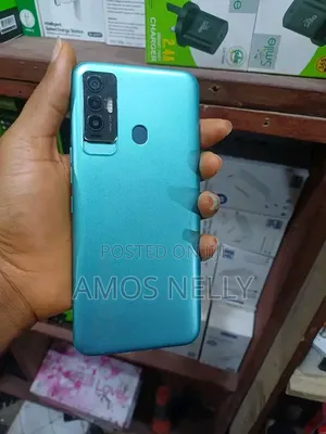 Tecno Camon 18i 128 GB Green