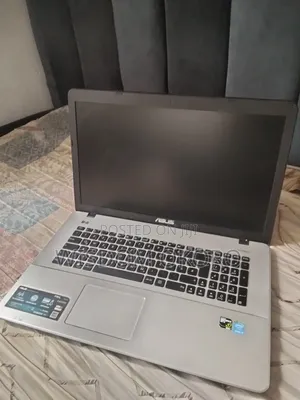 Laptop Asus F70SL 8GB Intel Core i5 HDD+SSD 320GB