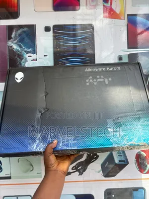 New Laptop Alienware 16 Aurora 16GB Intel Core 7 SSD 1T