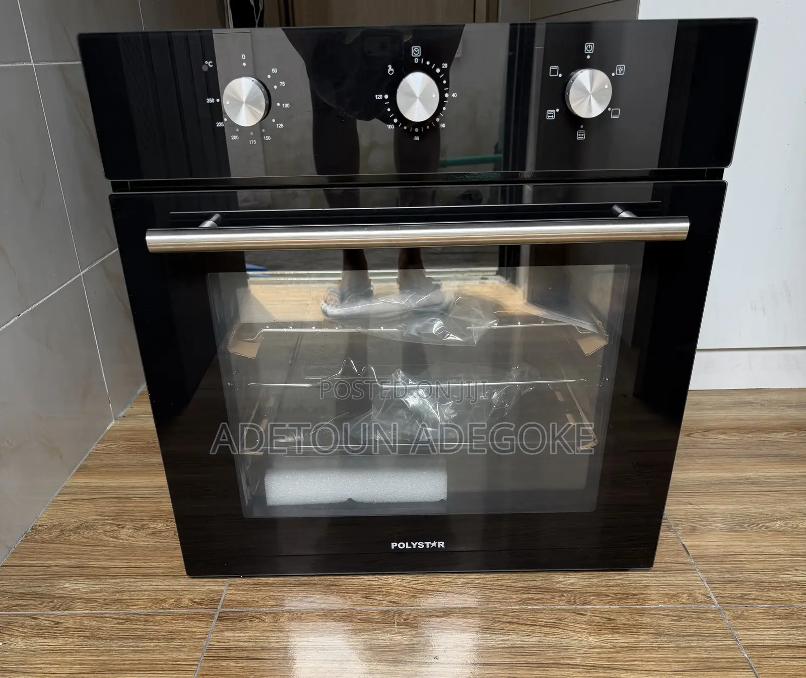 A Brand New Built in Polystar Oven ( Eletric )
