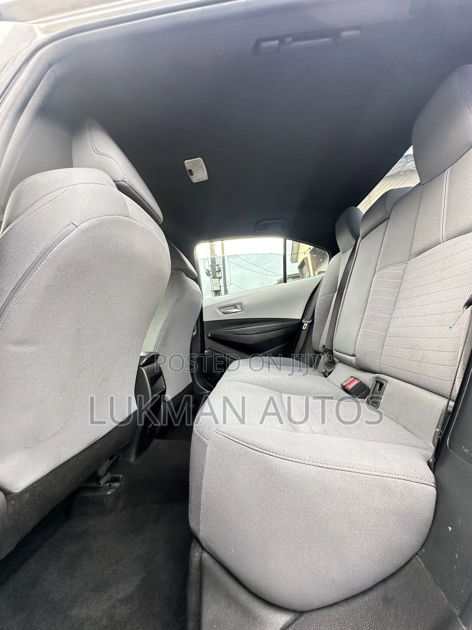 Toyota Corolla SE 2022 Silver