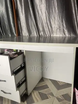 Fancy Dressing Table With Storage for Sale