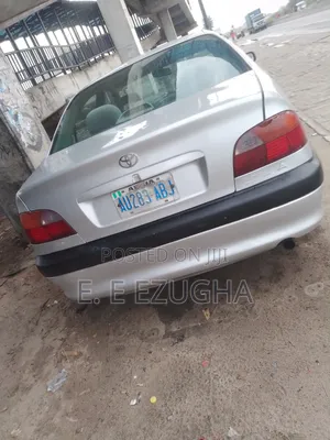 Toyota Avensis 2004 Silver
