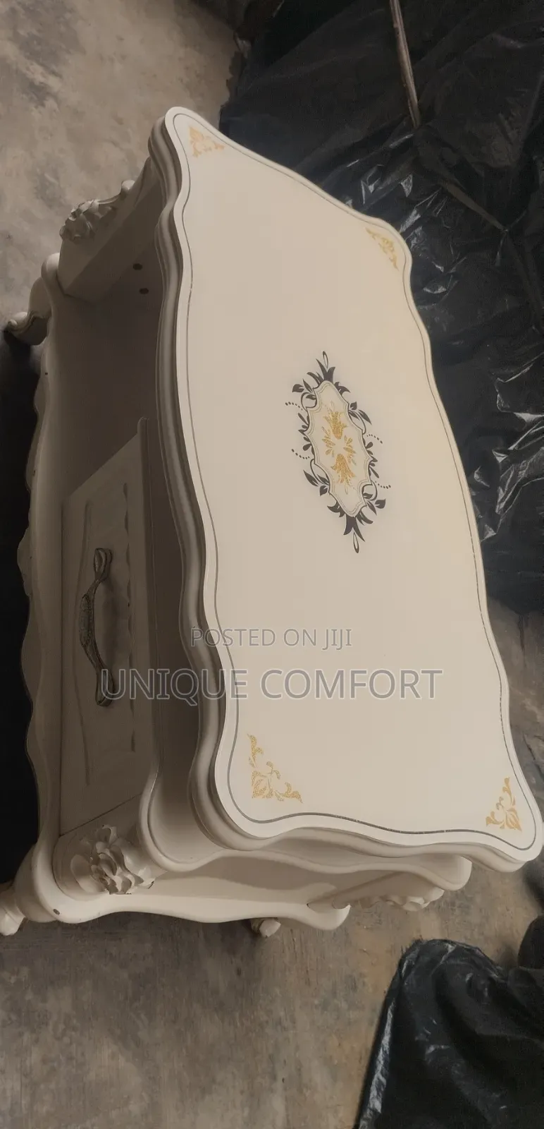 Imported Executive Luxury Royal Center Table