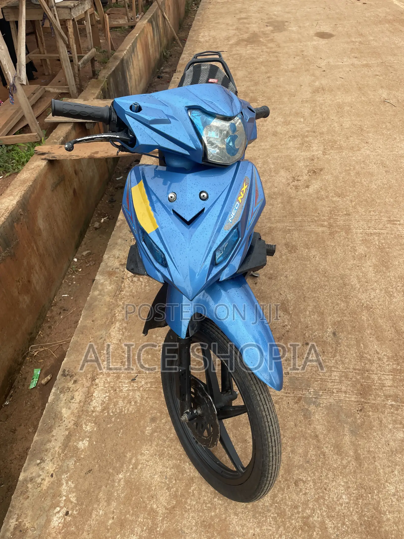 TVS Neo NX 2024 Blue