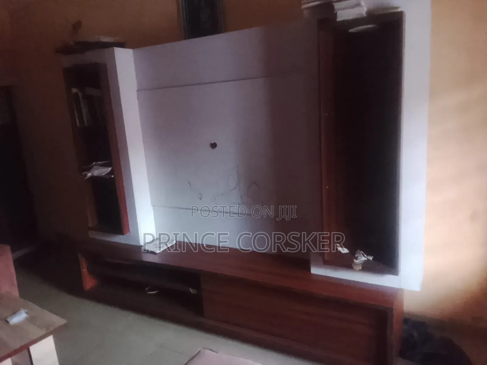 10feet TV Console Unit