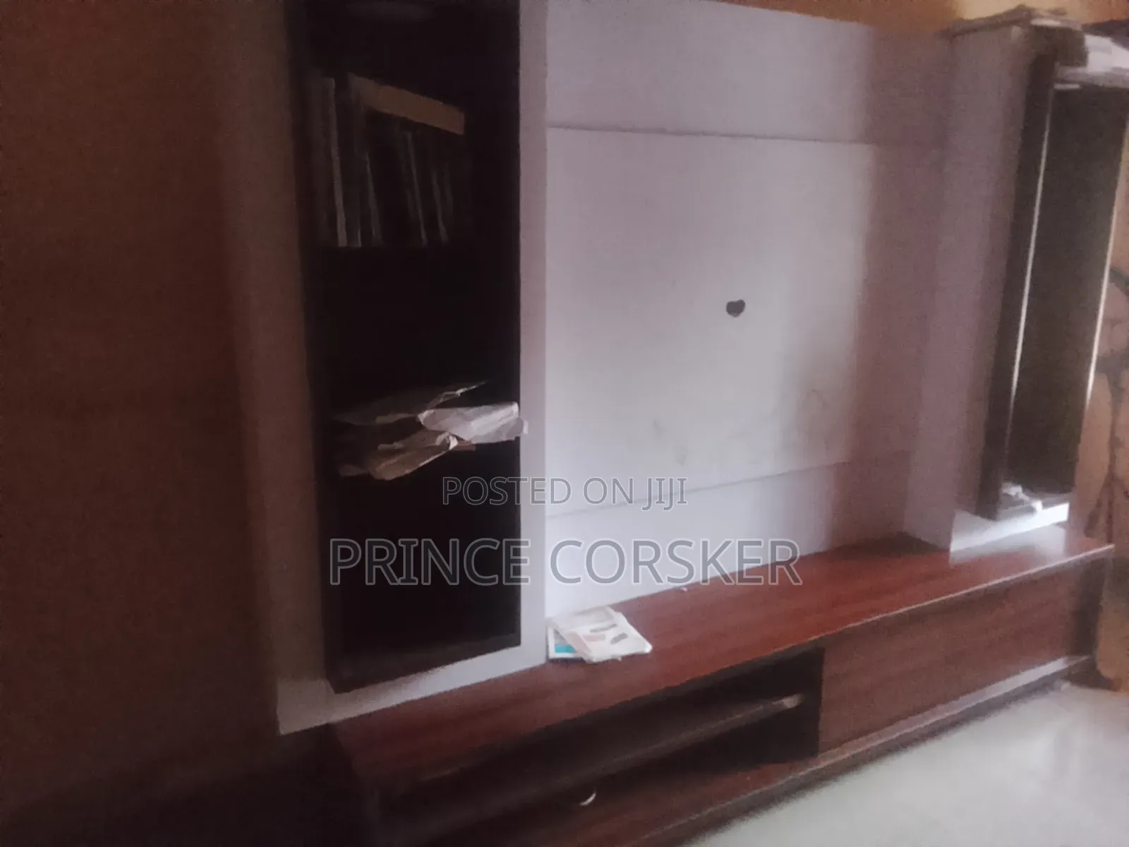 10feet TV Console Unit