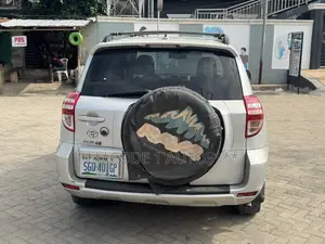 Toyota RAV4 2.5 4x4 2011 Silver