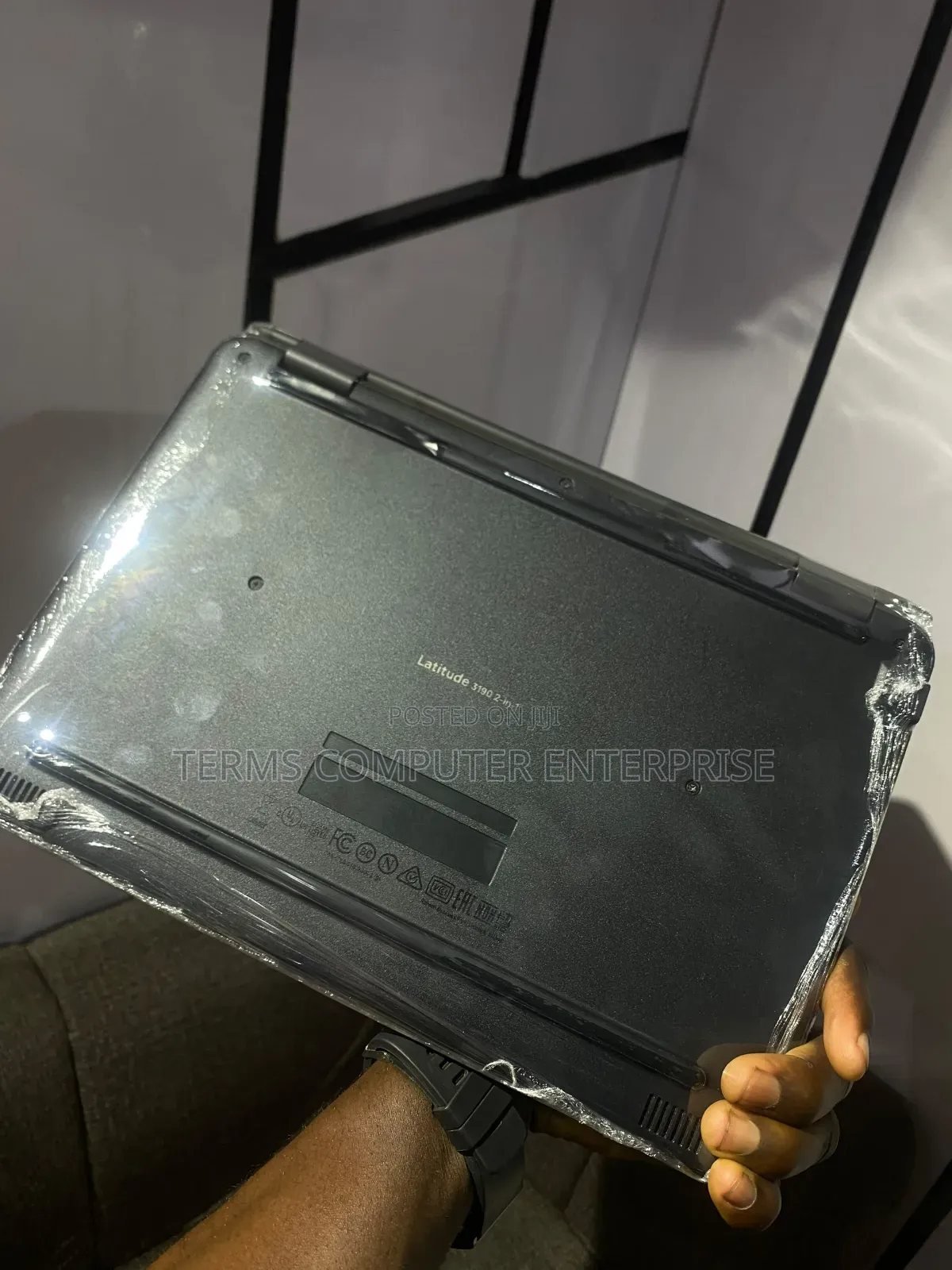 Laptop Dell Latitude 3190 2-in-1 4GB Intel Pentium SSD 128GB