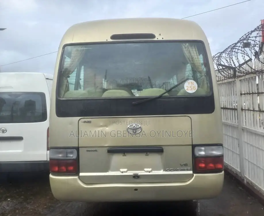Toyota Coaster 2012 Gold