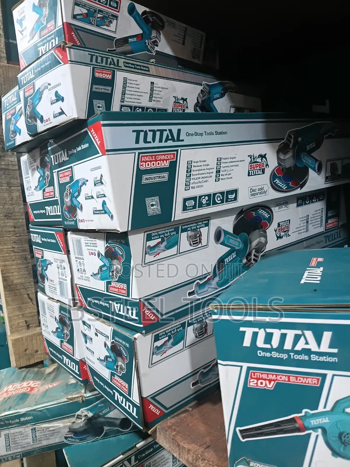 TOTAL 3000W Electric Grinder – Heavy Duty Angle Grinder