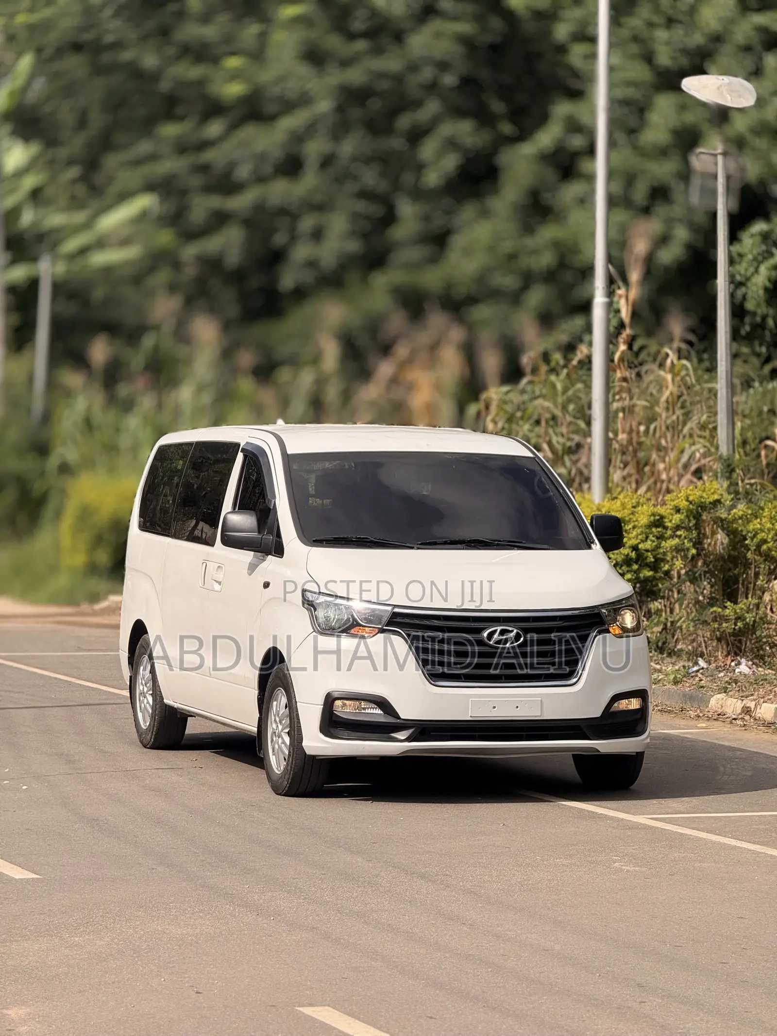 Hyundai H1 2021 White
