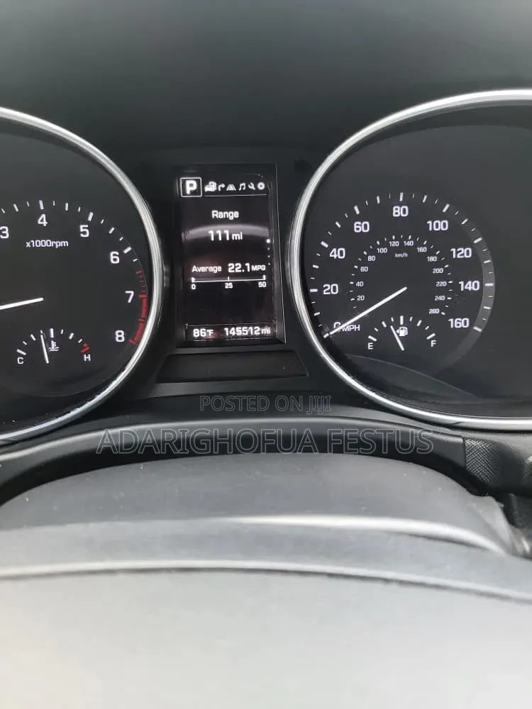 Hyundai Santa Fe 2016 White