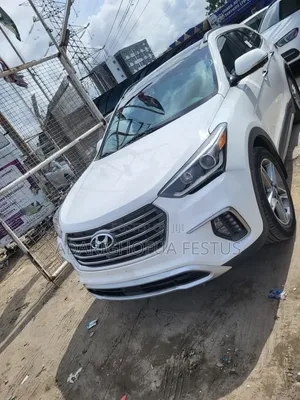 Hyundai Santa Fe 2016 White