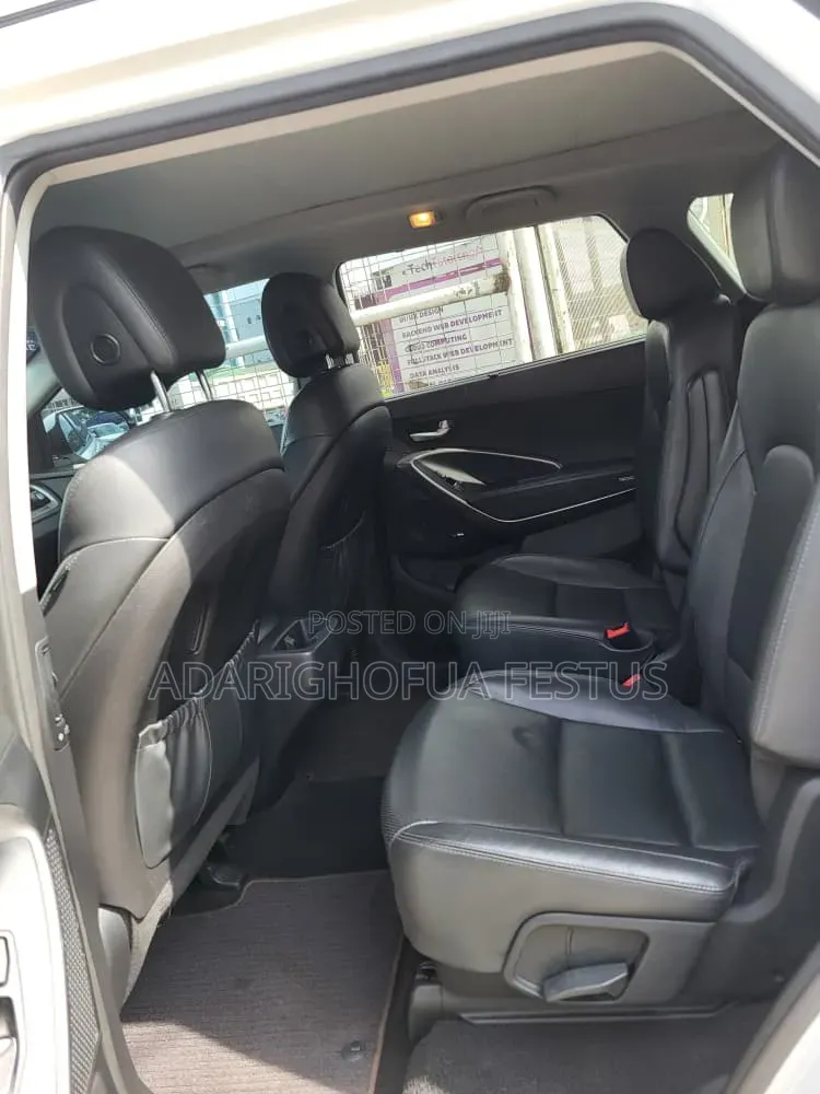 Hyundai Santa Fe 2016 White