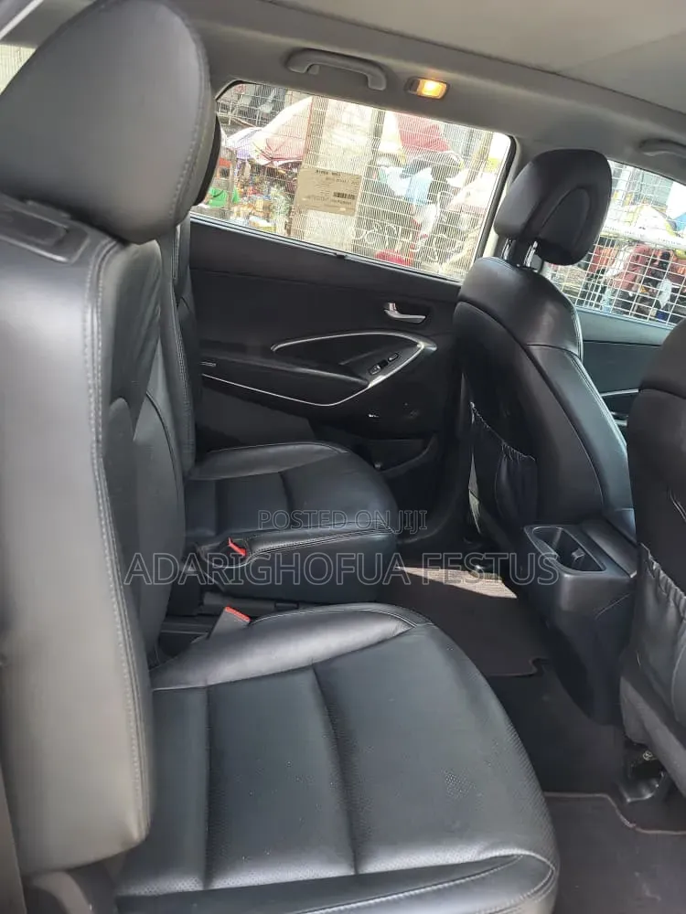 Hyundai Santa Fe 2016 White