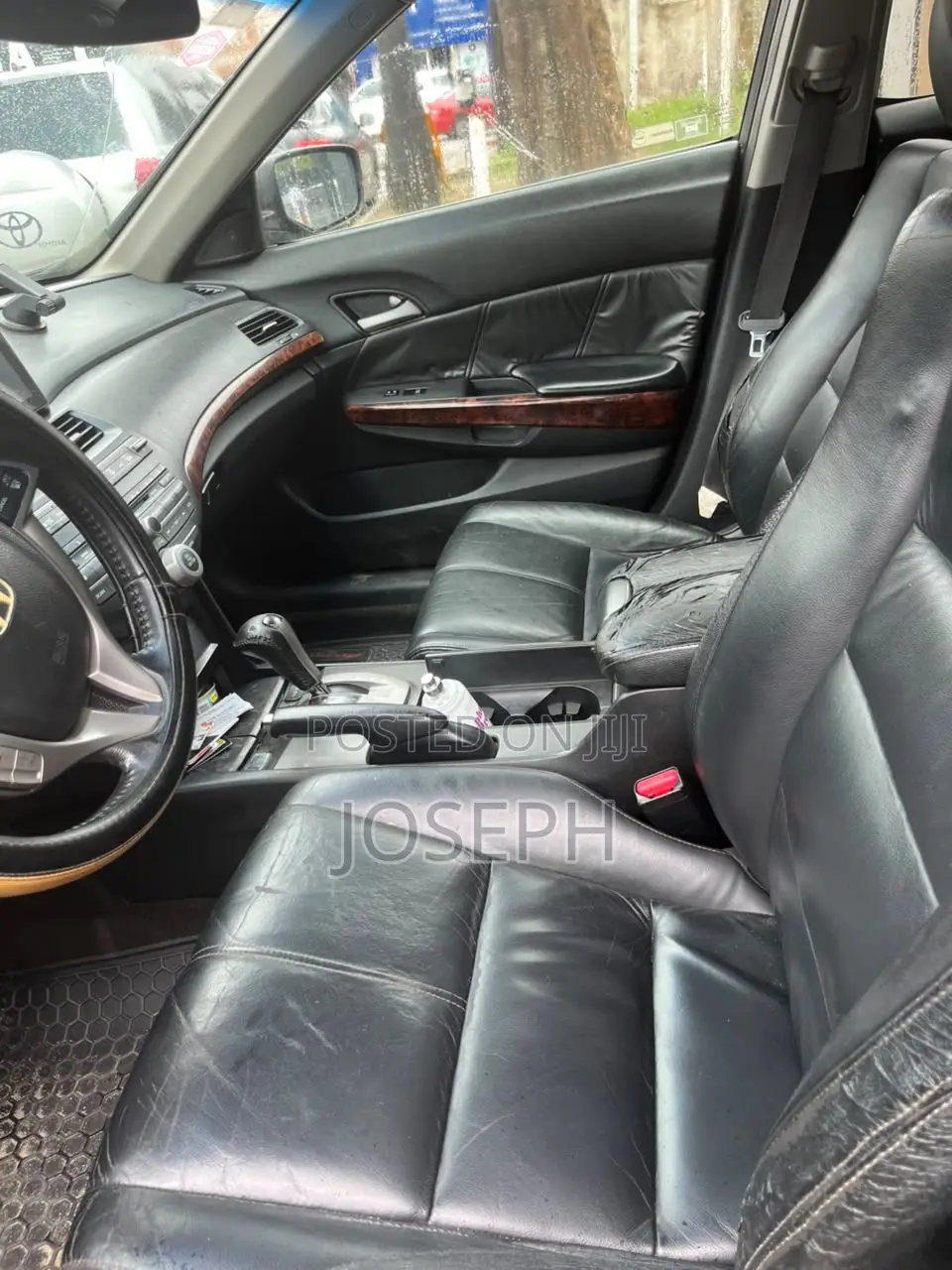 Honda Crosstour 2010 Gray