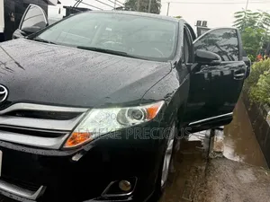 Toyota Venza 2011 Black