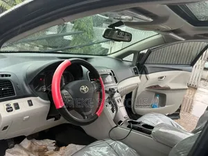 Toyota Venza 2011 Black