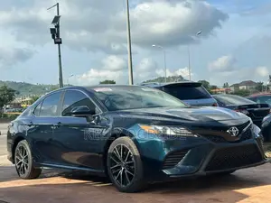 Toyota Camry 2021 Blue