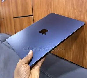 Laptop Apple MacBook Air 2025 M4 16GB Apple M4 SSD 256GB