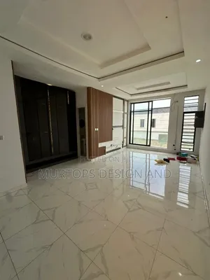 3bdrm Townhouse / Terrace in Ikota Gra for rent