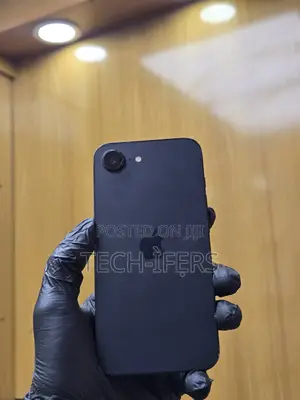 Apple iPhone 16e 128 GB Black