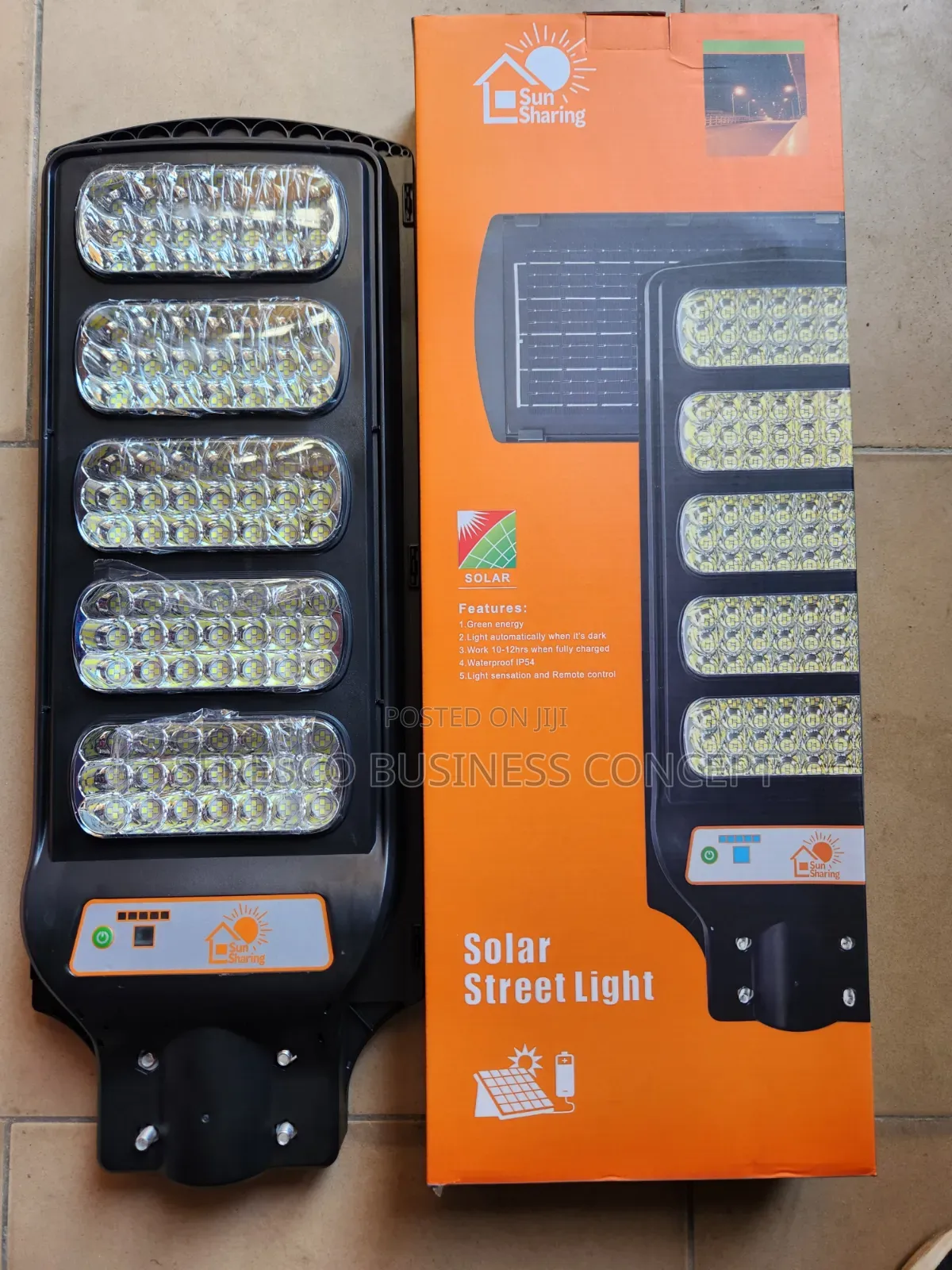 Brand New Sun Sharing Solar Street Lights