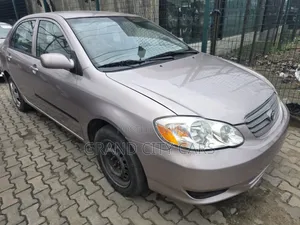 Toyota Corolla 2003 Gold