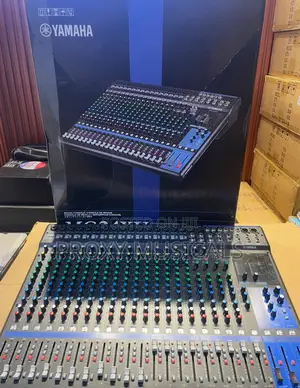 Yamaha MG24XU 24-Channels Mixer