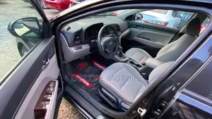 Hyundai Elantra 2017 Black