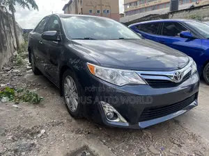 Toyota Camry LE 4dr Sedan (2.5L 4cyl 6A) 2013 Gray
