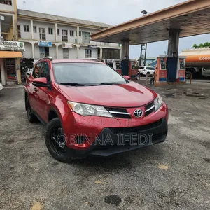 Toyota RAV4 2014 Red