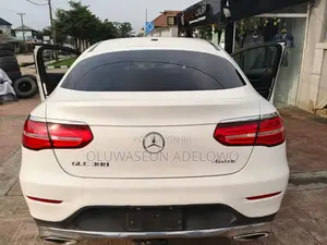 Mercedes-Benz GLC-Class 2017 White