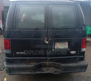 Ford E350 2010 Black