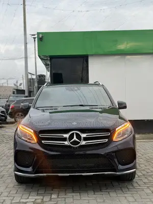 Mercedes-Benz GLE-Class GLE 400 4MATIC 2017 Blue