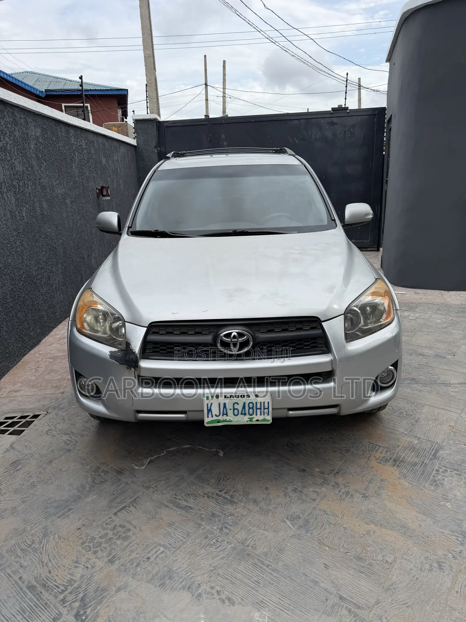 Toyota RAV4 2011 Silver