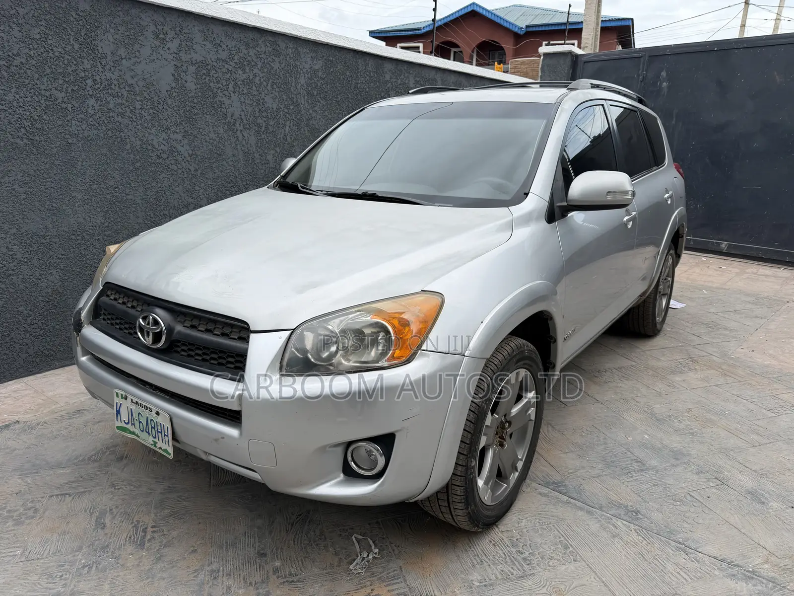 Toyota RAV4 2011 Silver