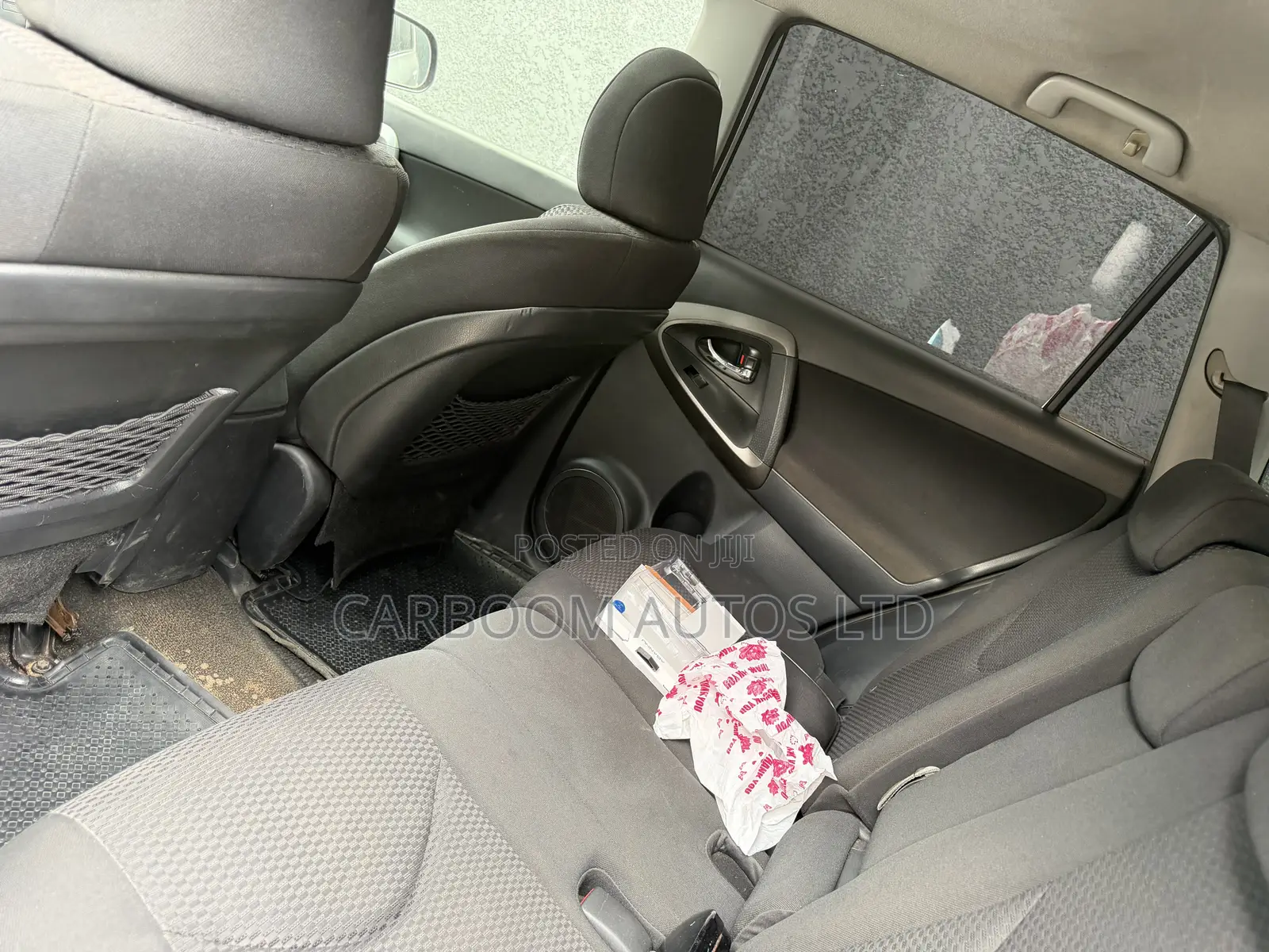 Toyota RAV4 2011 Silver