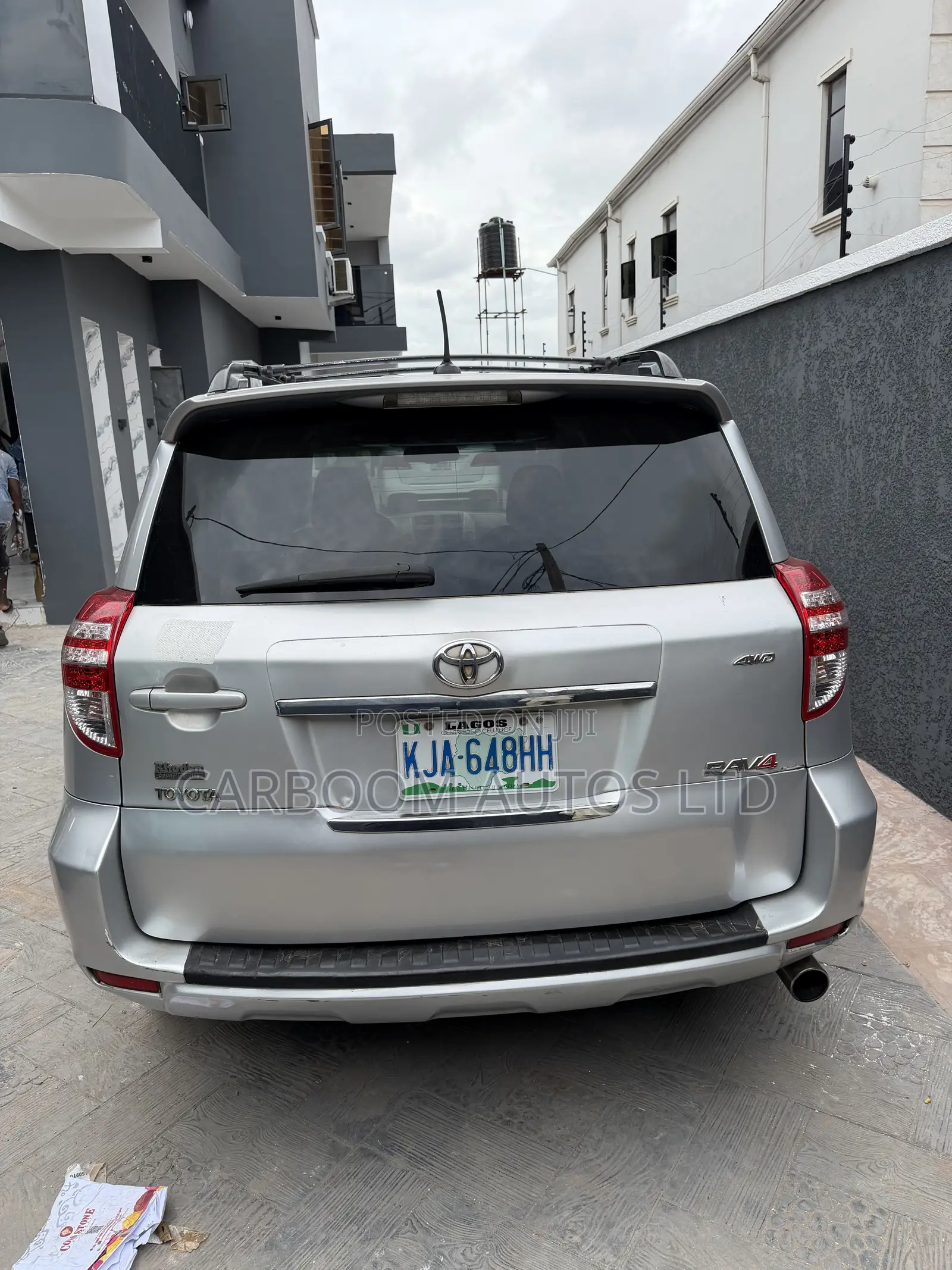 Toyota RAV4 2011 Silver