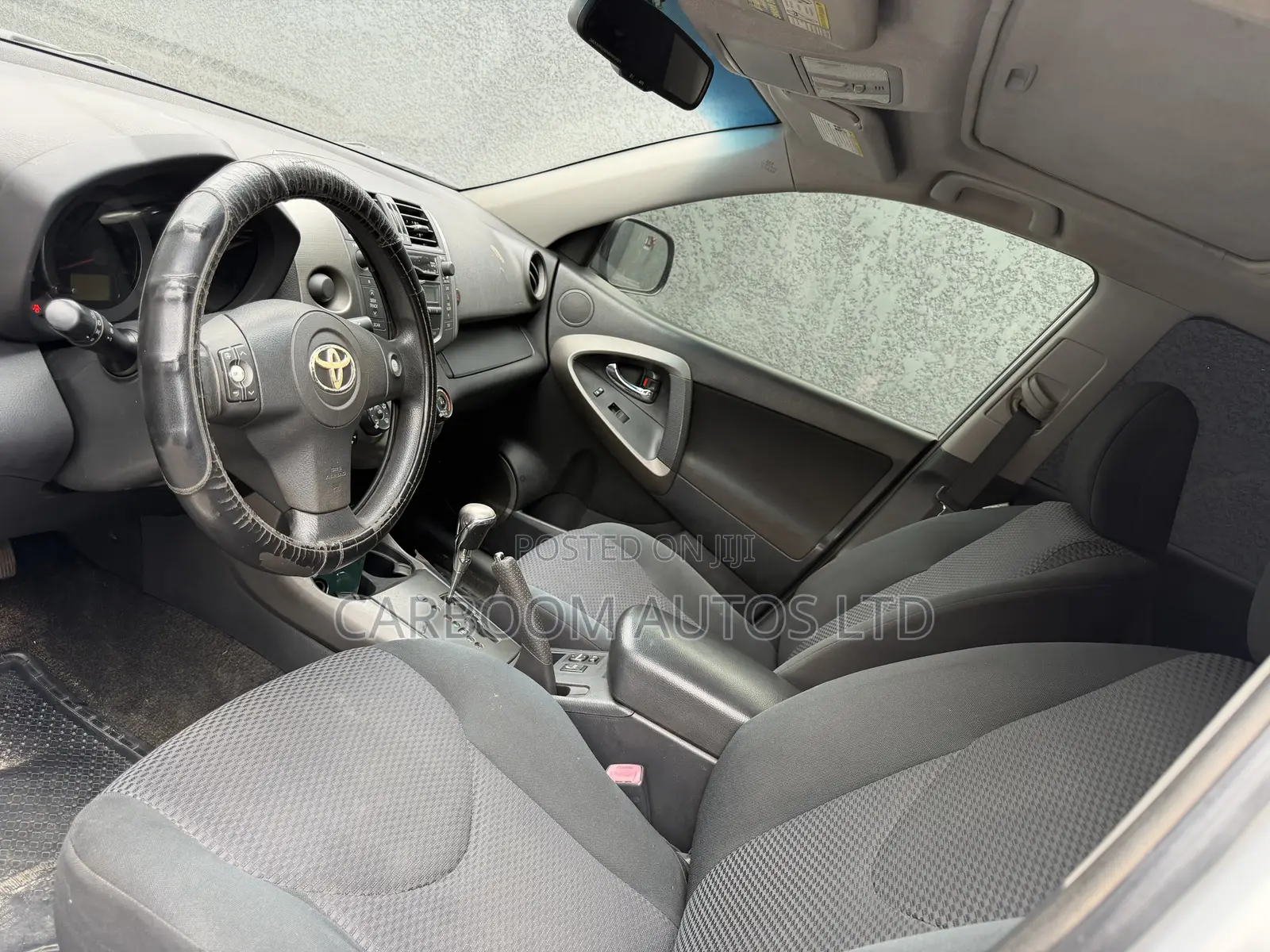 Toyota RAV4 2011 Silver