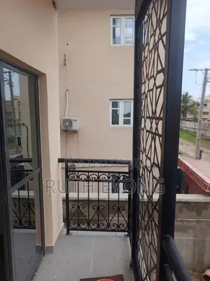 1bdrm Apartment in New Road Opposite, Lekki Phase 2 for rent