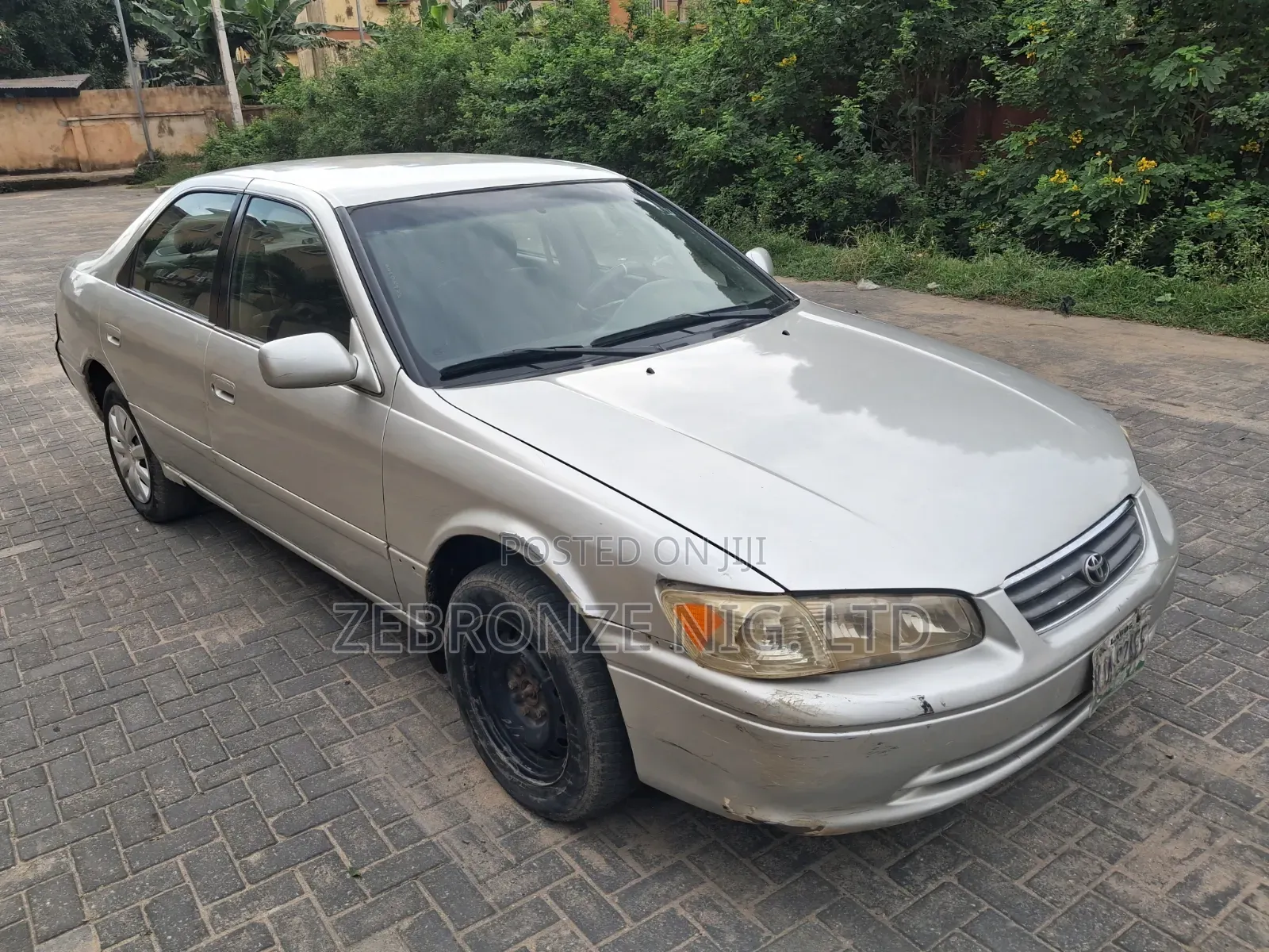 Toyota Camry Automatic 1999 Silver