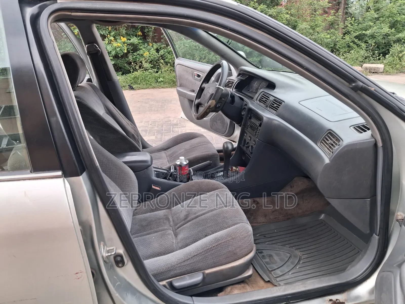 Toyota Camry Automatic 1999 Silver