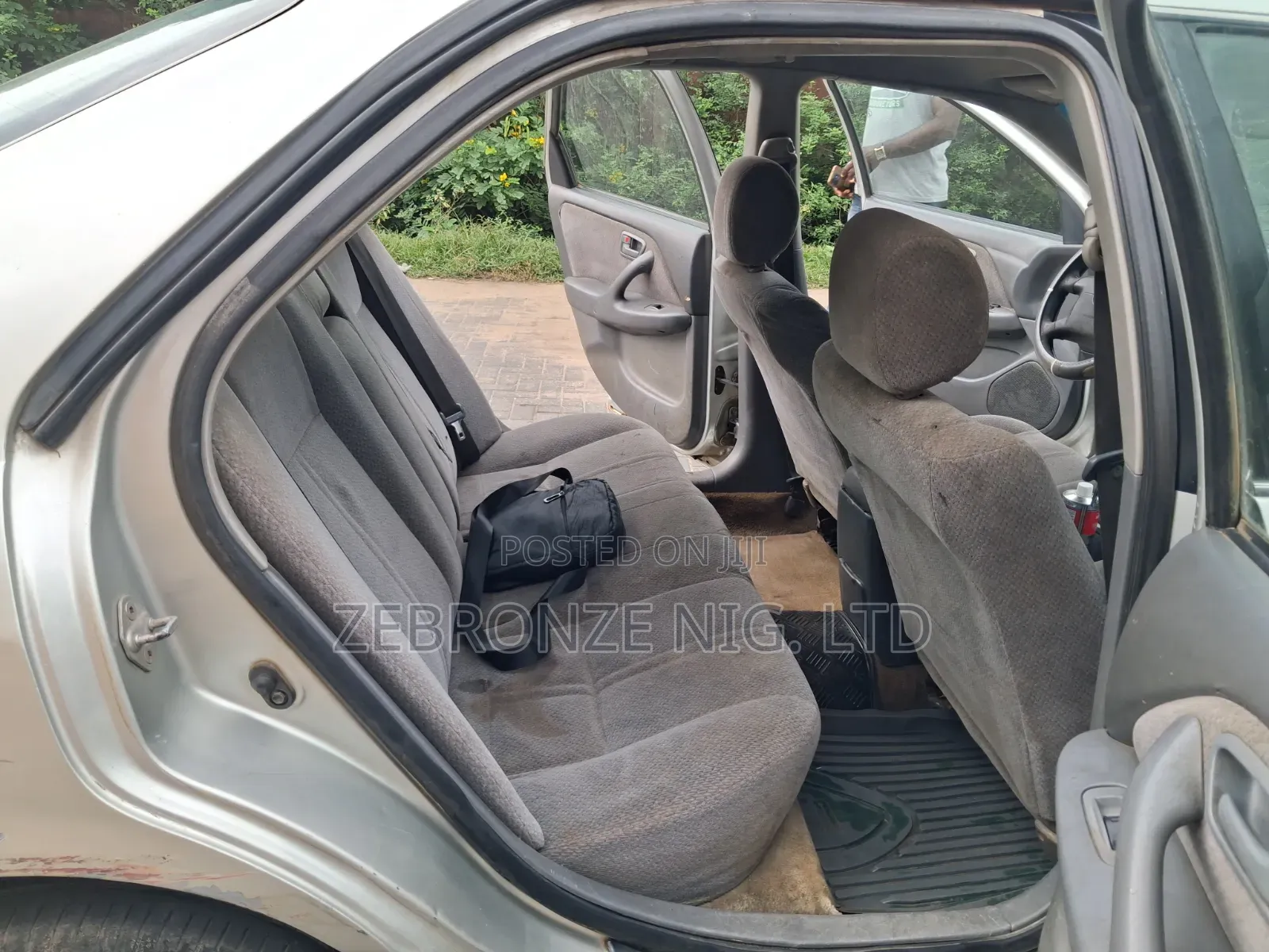 Toyota Camry Automatic 1999 Silver