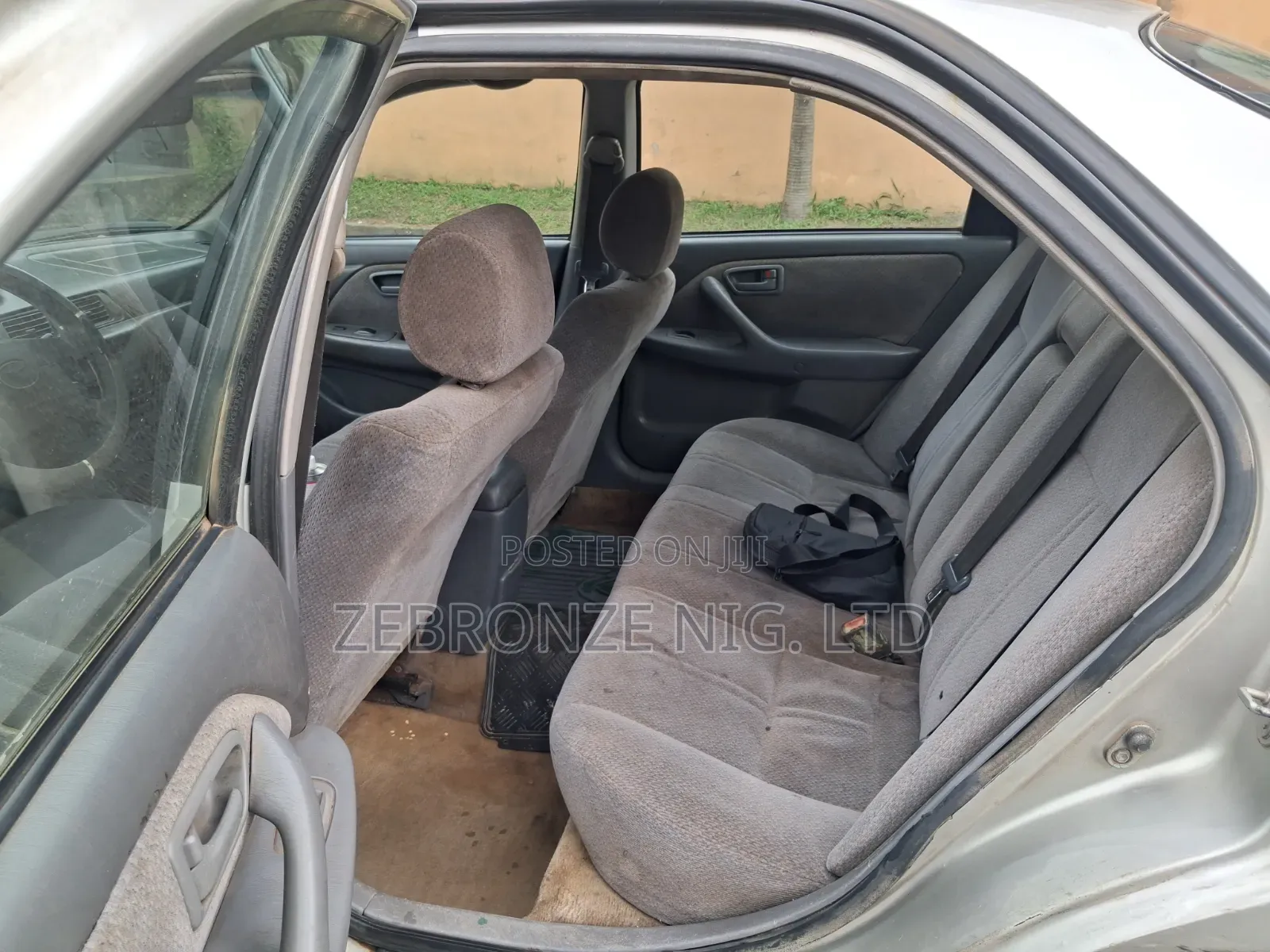Toyota Camry Automatic 1999 Silver